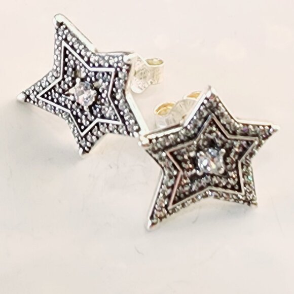 Pandora Sterling Silver Asymmetrical Star Studs - Picture 1 of 1